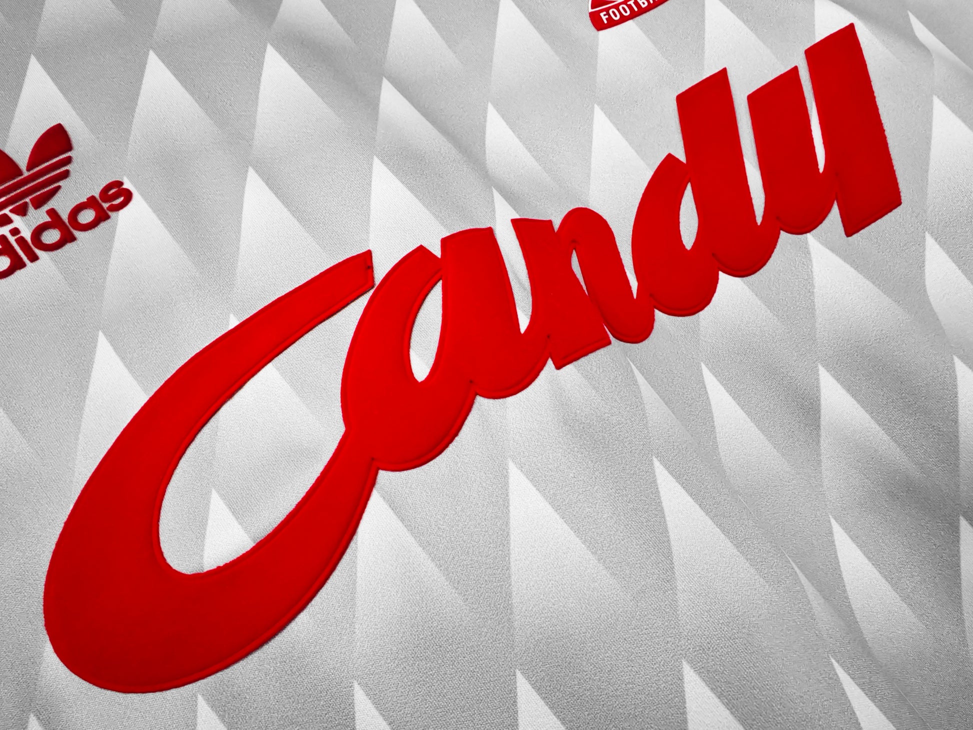 Candy sponsor view of Liverpool 1989 to 1991 Away Classic Football Shirt